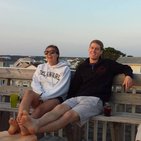 Meet your Posher, Lindsey - Picture 2 of 2